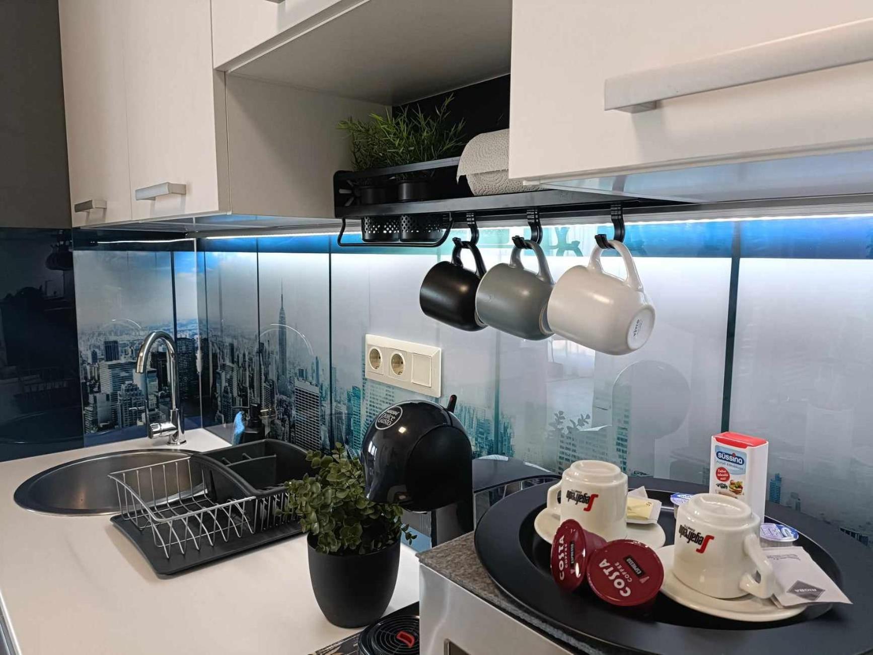 West Panorama Penthouse - Apartment With A Fantastic View Of The City 솜버트헤이 외부 사진