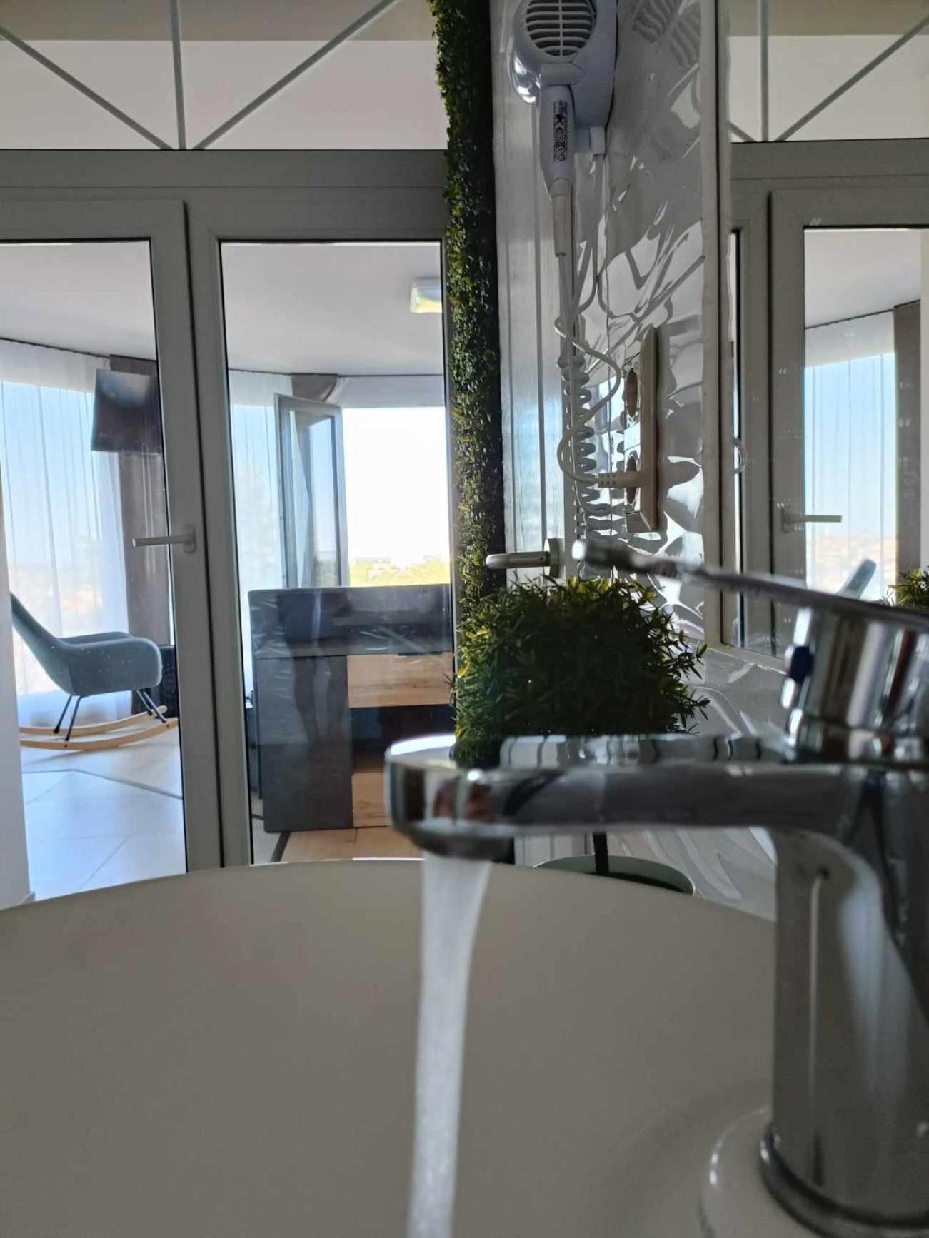 West Panorama Penthouse - Apartment With A Fantastic View Of The City 솜버트헤이 외부 사진