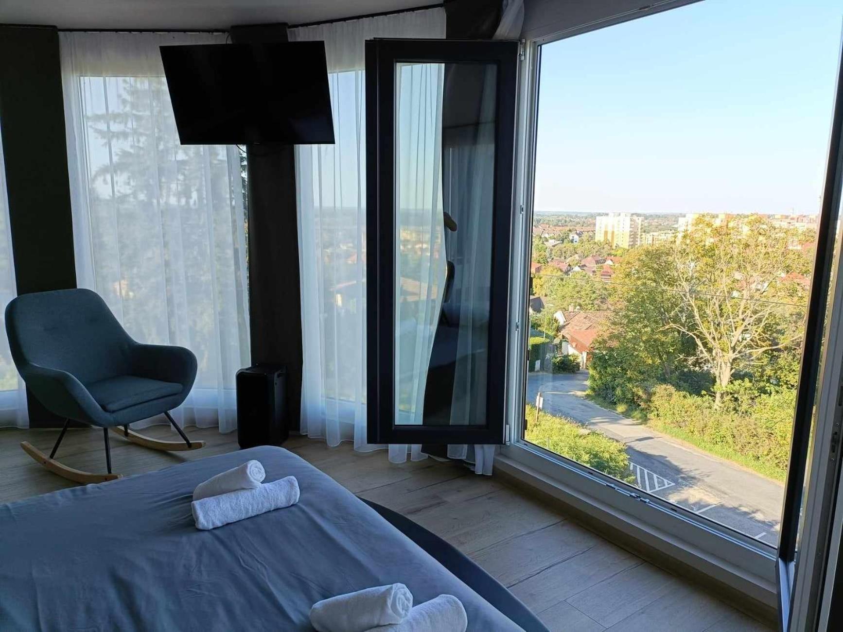 West Panorama Penthouse - Apartment With A Fantastic View Of The City 솜버트헤이 외부 사진